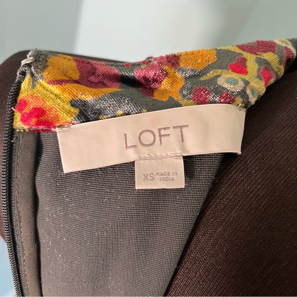 Loft sleeveless mock neck floral velvet swing dress size XS - Picture 4 of 6